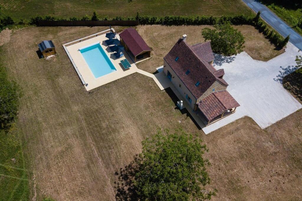 Luxury 3 Bed Home With Heated Swimming Pool Air Con And Boules Pitch Salignac-Eyvigues Luaran gambar
