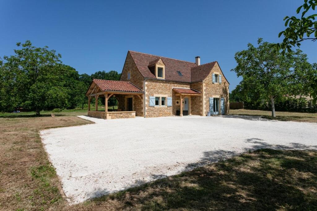 Luxury 3 Bed Home With Heated Swimming Pool Air Con And Boules Pitch Salignac-Eyvigues Luaran gambar