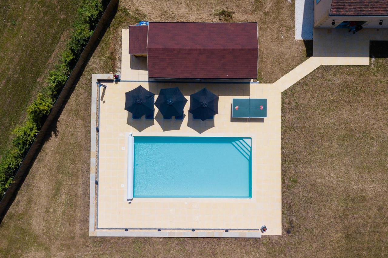 Luxury 3 Bed Home With Heated Swimming Pool Air Con And Boules Pitch Salignac-Eyvigues Luaran gambar